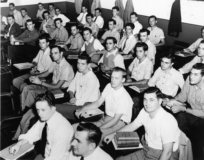 The first students at King’s College in 1946.